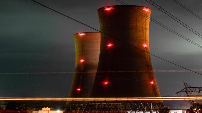 ETTERS, PENNSYLVANIA – SEPTEMBER 20: The Three Mile Island Nuclear Plant is seen on September 20, 2024 from across the river in Etters, Pennsylvania. Microsoft and Constellation Energy reached a deal that would restart Unit 1 of the Three Mile Island Nuclear plant, which was previously retired in 2019. Matthew Hatcher/Getty Images/AFP (Photo by Matthew Hatcher / GETTY IMAGES NORTH AMERICA / Getty Images via AFP)