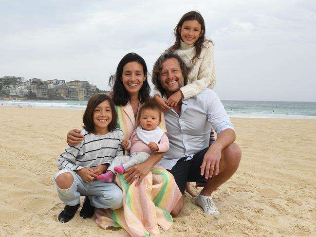 Janek Gazecki with wife Natalie Decorte and children Blaise, Margot and Indigo at Bondi Beach. Picture: NCA NewsWire/Joel Carrett