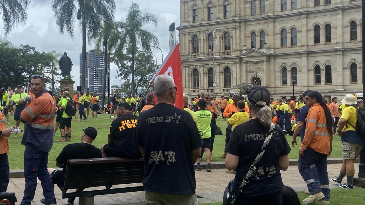 In Pictures Cfmeu Protest Shuts Down Brisbane Cbd The Courier Mail