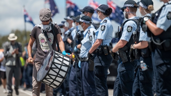 A large police presence and a line of barricades stopped the crowd from advancing further to the iconic building. Picture : NCA NewsWire / Martin Ollman