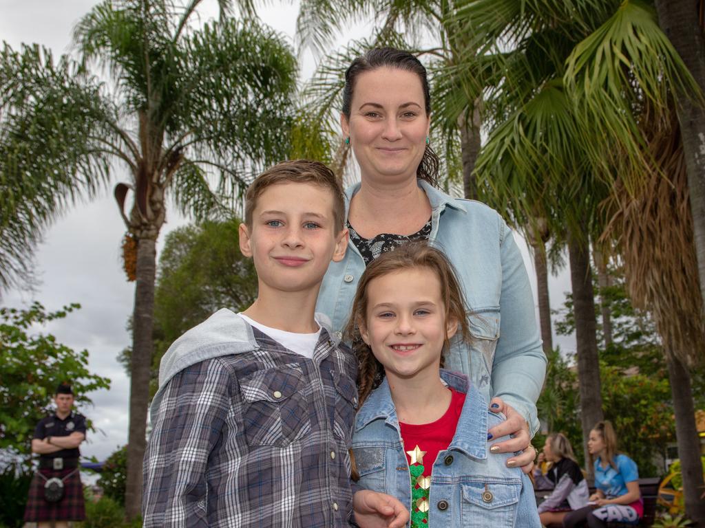 Hayliy, Jett and Aria Walker at the 2018 Gatton Christmas Carnival