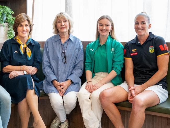 Minerva & Harvey Norman partnership announcement: Kezie Apps (NRLW), Gabi Simpson (Netball), Christine McLoughlin AM, Katie Page, Saskia Broudelet (Rhythmic Gymnastics) and Ali Brigginshaw (NRLW).