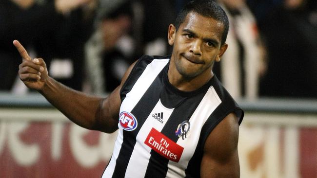 Leon Davis is a controversial selection in Collingwood’s best team of the past 25 years.