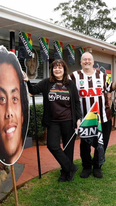 Meet Penrith's BIGGEST Panthers fans