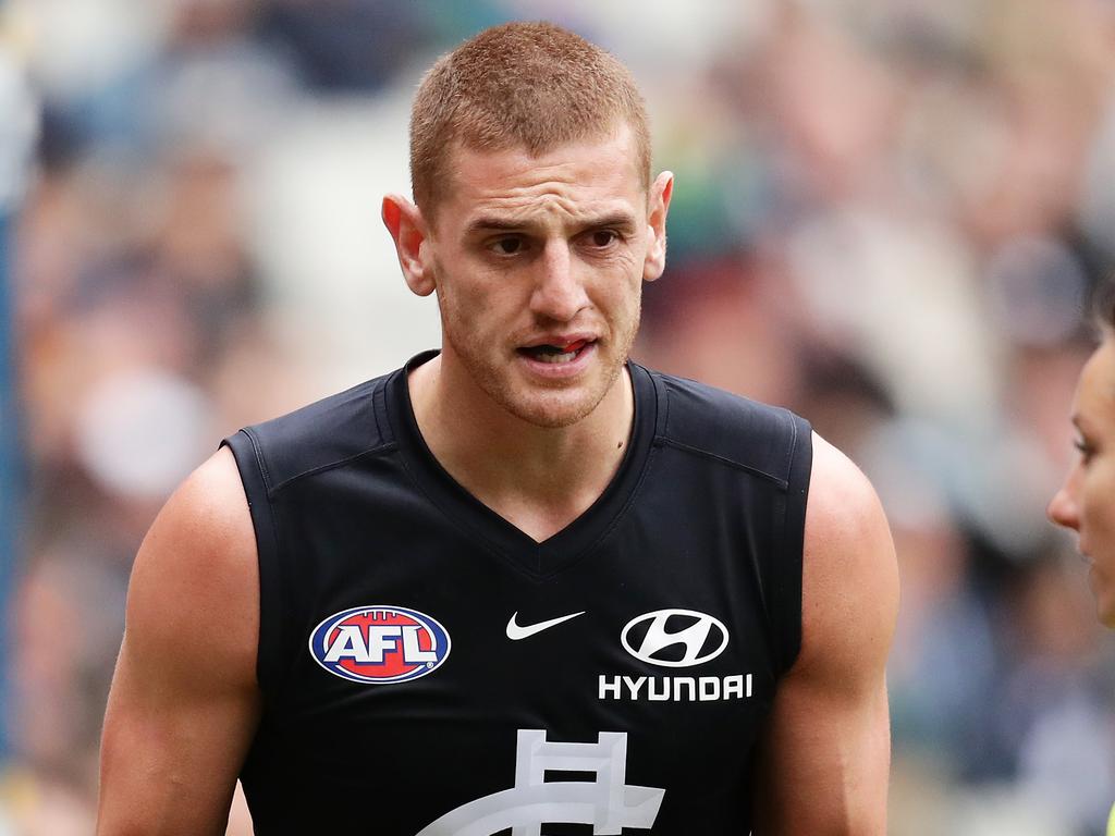 MELBOURNE, AUSTRALIA - JULY 27: Liam Jones of the Blues questions an umpire during the round 19 AFL match between the Carlton Blues and the Adelaide Crows at Melbourne Cricket Ground on July 27, 2019 in Melbourne, Australia. (Photo by Matt King/Getty Images)