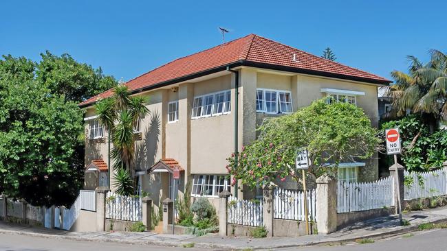 The duplex at 22 Victoria St, Watsons Bay in Sydney.