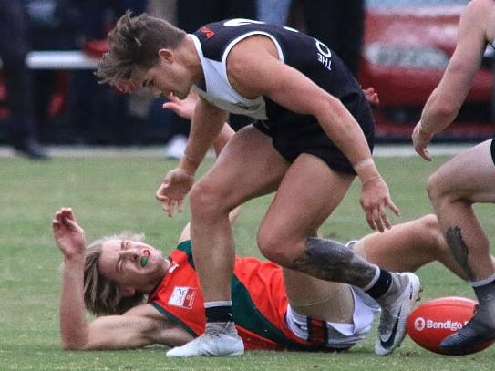 Mitch was unaware he had broken his neck following the bump. Picture: Davis Harrigan