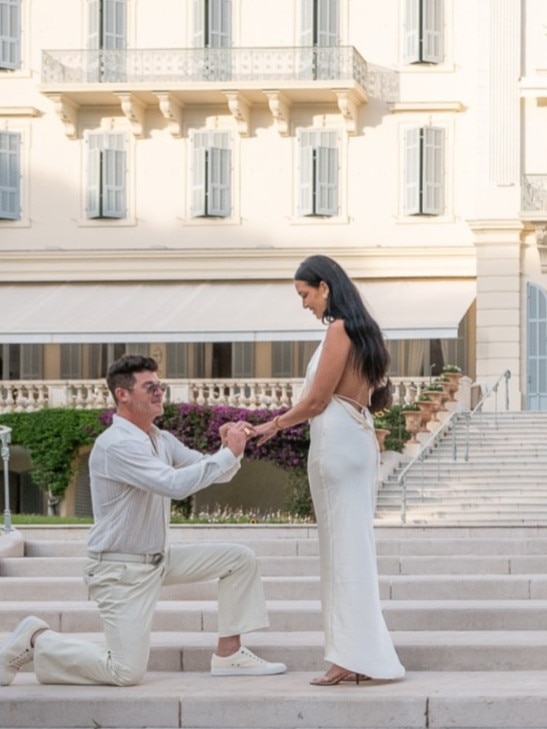 Thicke proposes in 2018.