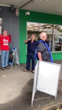 Election signs, gauntlet prove a pain for Gympie shops