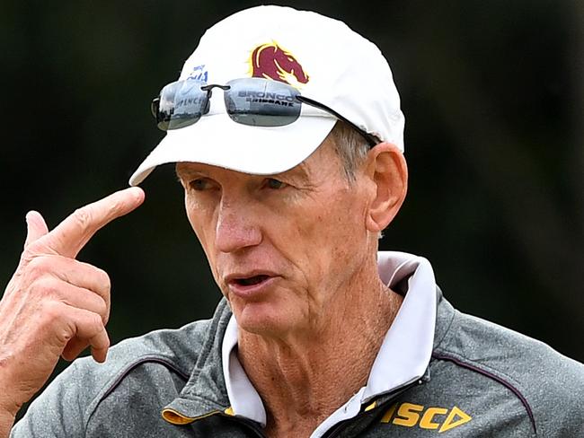 Coach Wayne Bennett during the Brisbane Broncos training session at Red Hill in Brisbane, Wednesday, August 23, 2017. (AAP Image/Dave Hunt) NO ARCHIVING