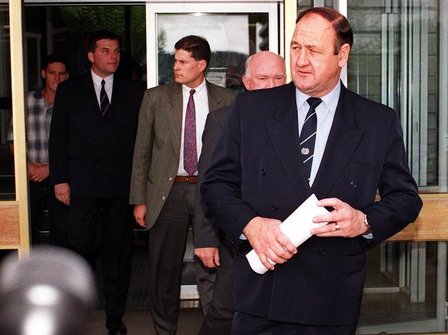 Chief investigator and former AFP Commander Ric Ninness leaves the ACT Supreme Court in 1995 after David Eastman was sentenced to life imprisonment.