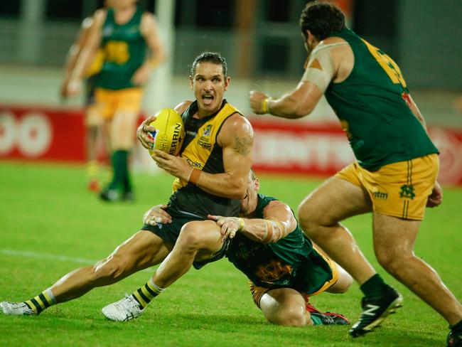 Cameron Ilett in action during the 2019-20 NTFL Grand Final