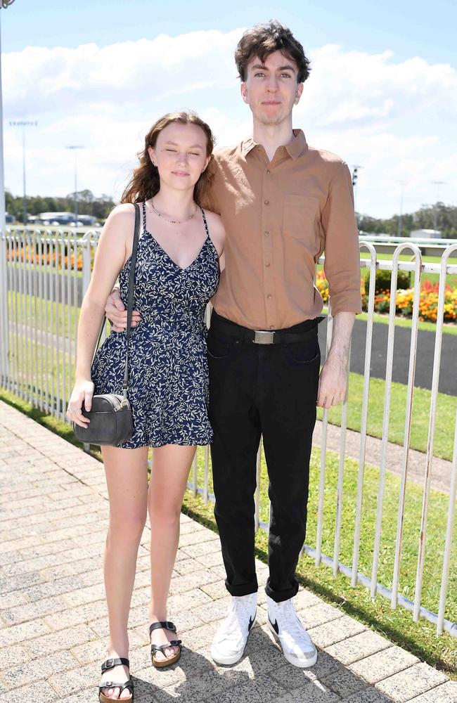 Mari McGladrigan and John McMillan at the Mooloolaba Cup, Sunshine Coast Turf Club. Picture: Patrick Woods.