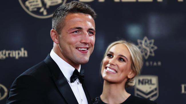 Sam Burgess and Phoebe Burgess arrive at the 2016 Dally M Awards at Star City on September 28, 2016 in Sydney.