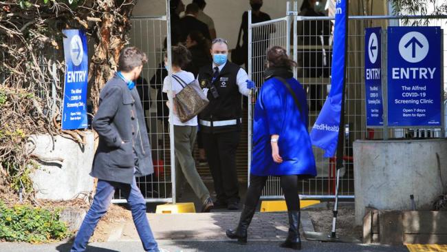 Coronavirus Australia live updates: Two pubs in SA locked down amid virus fears