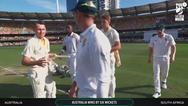 Marnus Labuschagne appears to get brushed by South African player