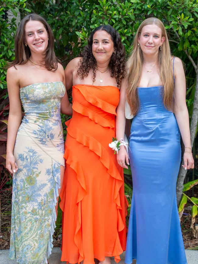 Chloe Cook, Isadora Ferreira and Hannah Macmillan. Picture: Thomas Lisson