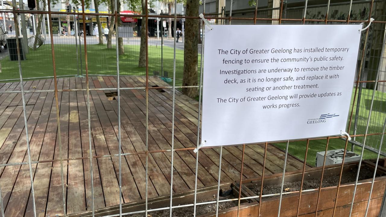 The City of Greater Geelong will remove a timber deck on Little Malop St.