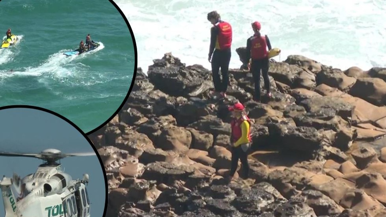 Frantic search resumes for teenager swept off rocks