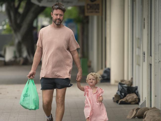 The scene on Pacific Parade, Lennox Head, as residents prepare for the cyclone to make landfall. Picture: NewsWire / Glenn Campbell