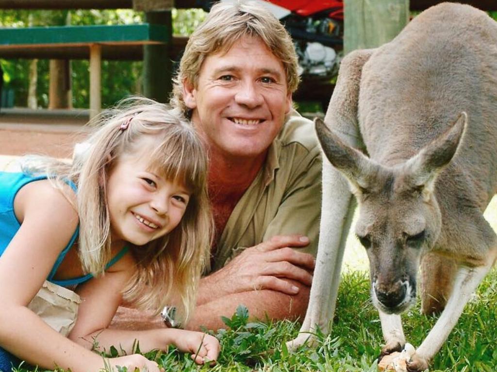 Bindi Irwin will honour father Steve Irwin on wedding day | The Courier ...