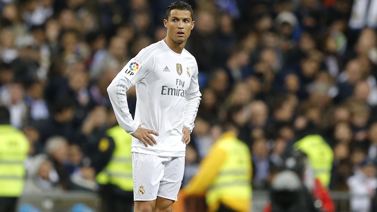 Cristiano Ronaldo latest news: Paris Saint-Germain in bid, Manchester  United interested, Jorge Mendes denies rumours