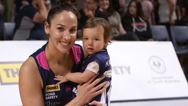 Laura Hodges with daughter Ava after playing for the Adelaide Lightning in 2019. Picture: AAP/Emma Brasier