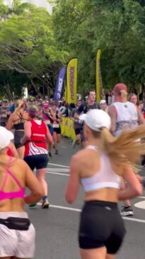 Noosa Marathon: 7000 mix pleasure and pain in paradise