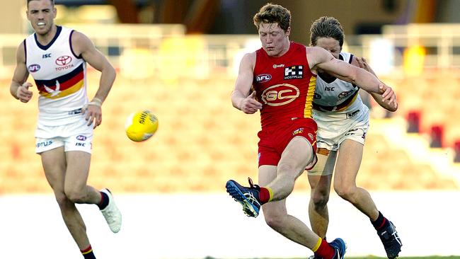 Matt Rowell kicks a goal for the Suns on his non-preferred left foot Picture: AAP