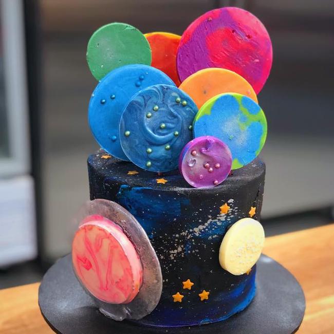 This cake from Marche du macaron is out of this world!