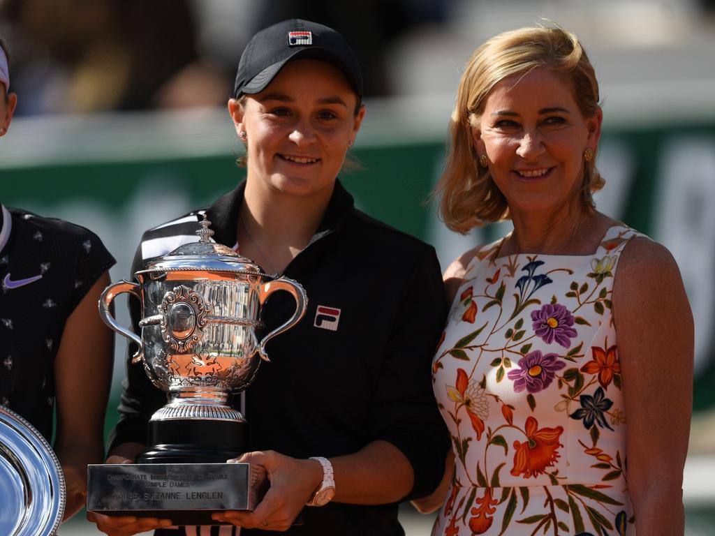 Ash Barty with tennis legend and fan Chris Evert. Picture: Christophe Archambault/AFP