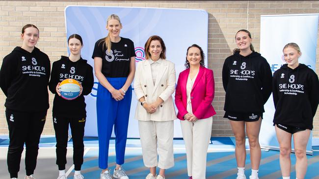 Lauren Jackson and Anika Wells. Picture: Basketball Australia