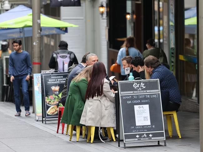 ADELAIDE, AUSTRALIA - NewsWire Photos June 17 2022: General view of diners on Bank Street in Adelaide CBD. NCA NewsWire / David Mariuz