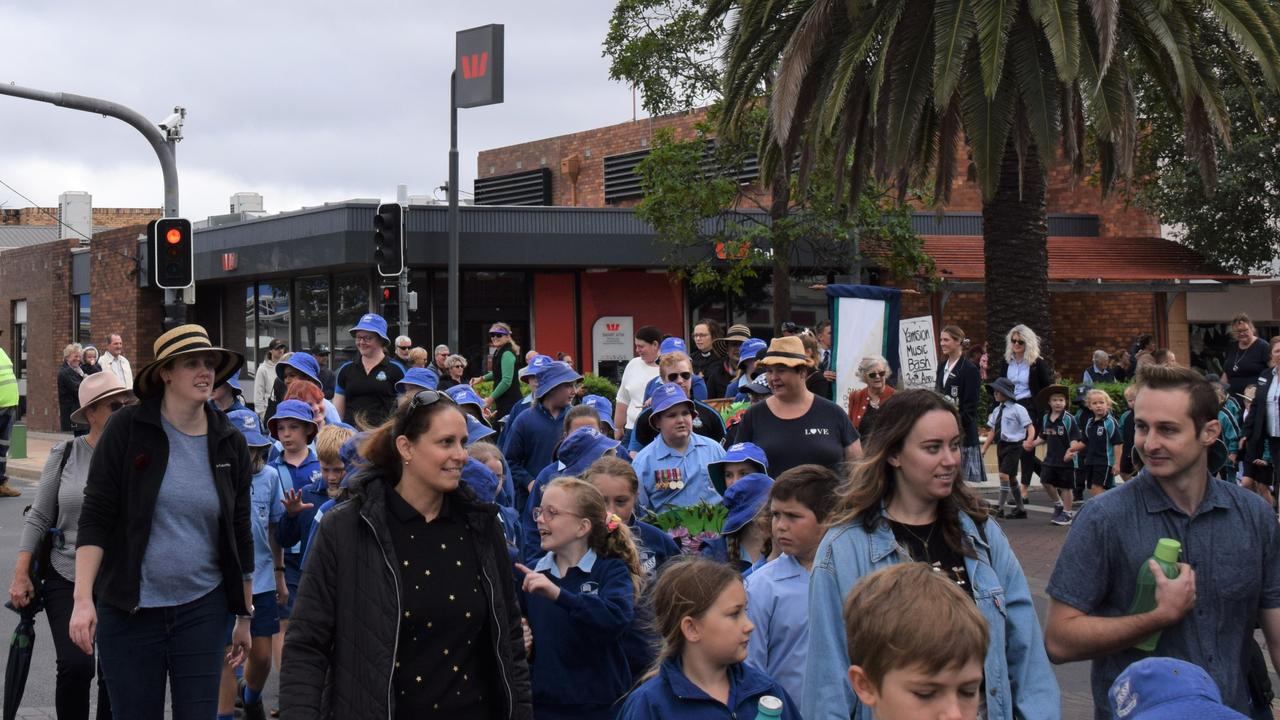 Dalby and surrounds come together for touching tribute on Anzac Day 2022 Picture: Emily Devon