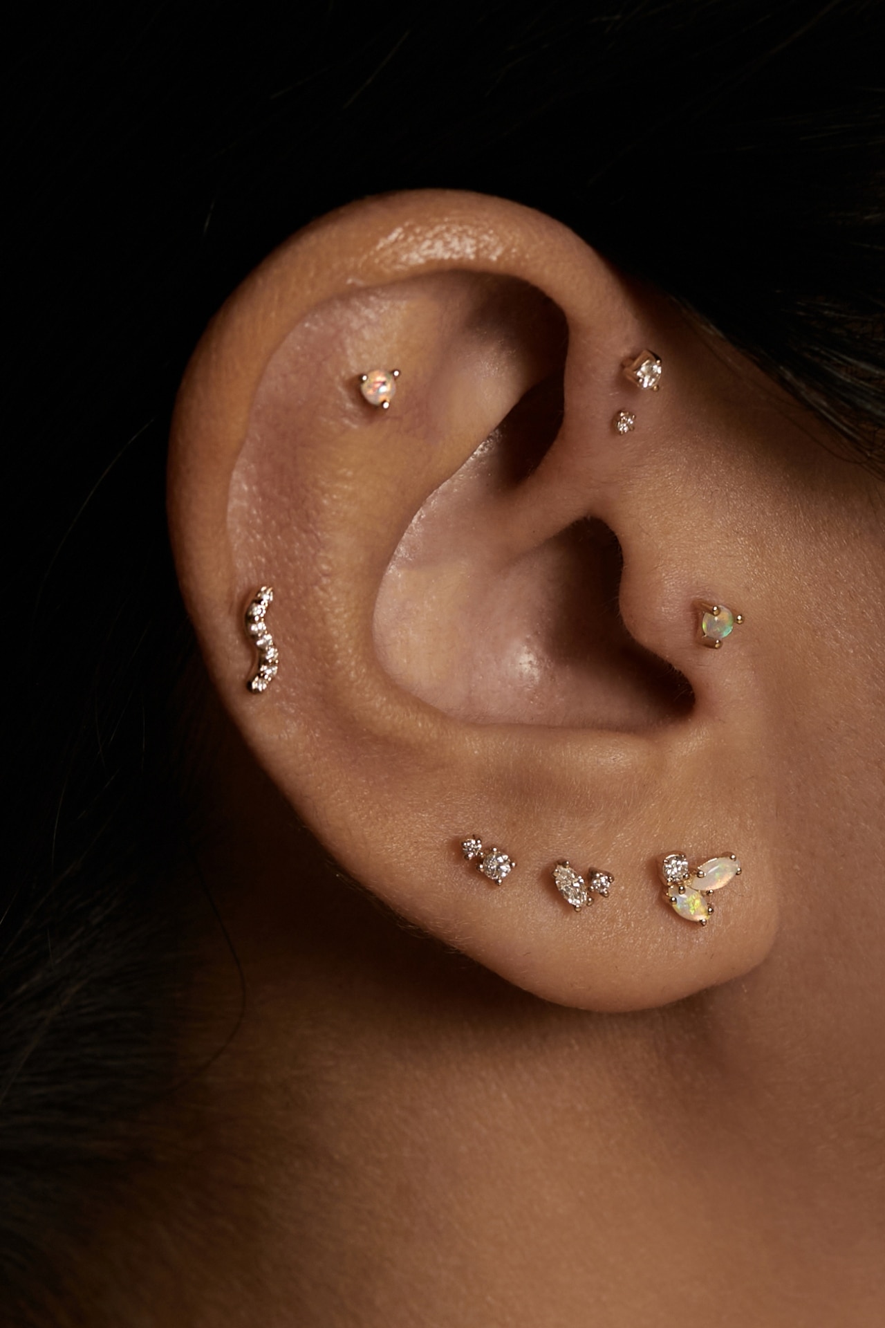 Multiple earlobe deals piercings