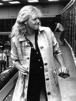 Singer John Farnham back in 1987.