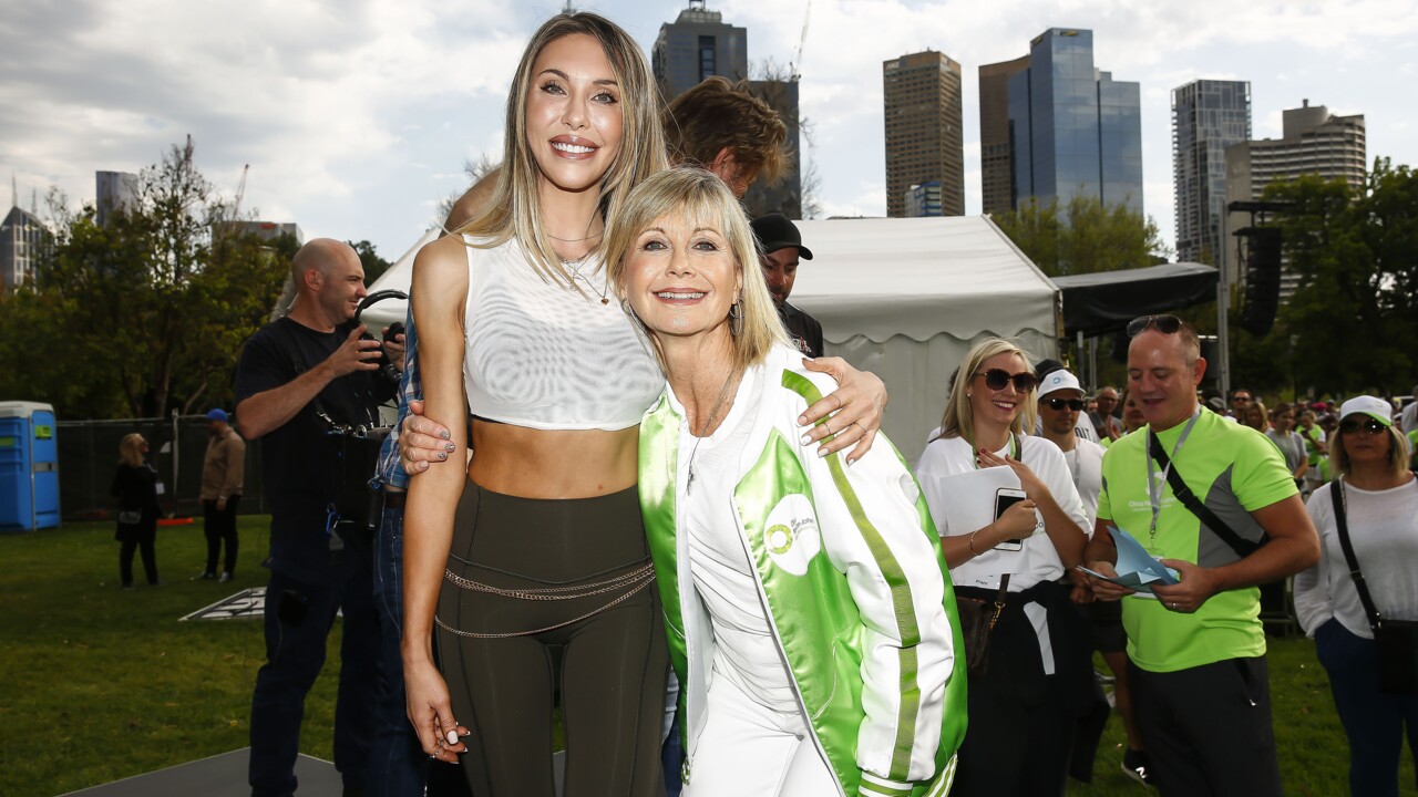 Olivia Newton Johns Daughter Slammed For Anti Vaxxer Comments Daily 3704