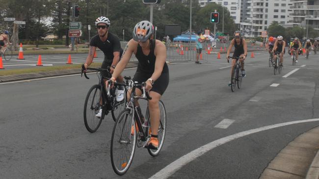 Action from the sprint event at the 2023 Mooloolaba Triathlon.