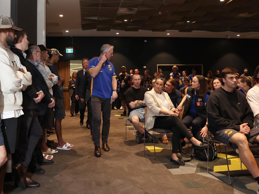 Adam Simpson cleared up this interaction which had some speculating that he’d had words with Harley Reid. Picture: Paul Kane/Getty Images.