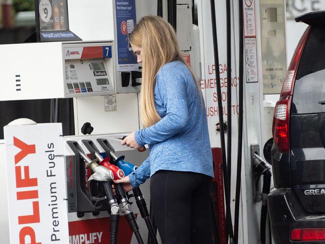 MELBOURNE AUSTRALIA - DECEMBER 26TH 2023 : Petrol prices have increased over the holiday period, with people feeling the pinch after Christmas. A petrol station in Prahran, has itÃs prices up to $211.9 per litre.PICTURE : Nicki Connolly