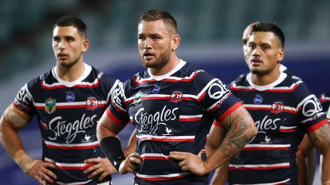 SYDNEY, AUSTRALIA — APRIL 12: Roosters players show their dejection during the round six NRL match between the Sydney Roosters and the South Sydney Rabbitohs at Allianz Stadium on April 12, 2018 in Sydney, Australia. (Photo by Brendon Thorne/Getty Images)