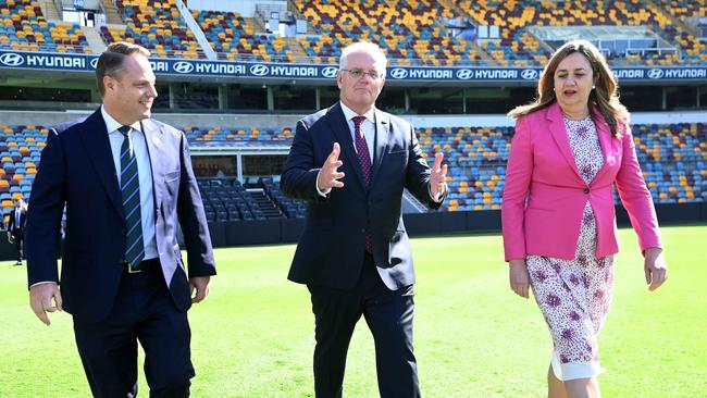 Scott Morrison with Brisbane Lord Mayor Adrian Schrinner and Queensland Premier Annastacia Palaszczuk. Picture: NCA NewsWire / Dan Peled