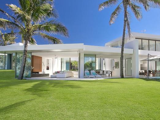 Webb House that was until recently owned by Murray and Margie Charlton has sold for $34 million dollars an amount they couldn't knock back, the property was built by Damien Davidson Builders and the architect was Peter Conley from PCA Architects Picture Damien Davidson Builders