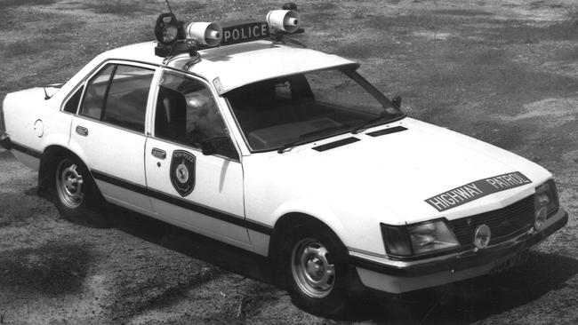 SUNDAY TELEGRAPH SPECIAL. Highway patrol nsw Police car, Commodore.