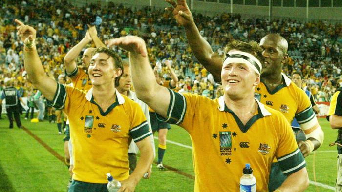 NOVEMBER 15, 2003 : Wallabies' (L-R) Mat Rogers, Elton Flatley and Wendell Sailor at Telstra Stadium in Sydney 15/11/03, following victory in Rugby World Cup (RWC) semi final Australia v New Zealand. Pic Mark Evans.
Union