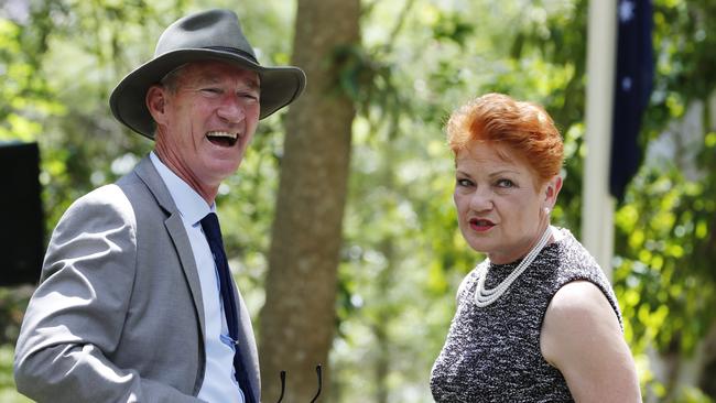 One Nation State Leader Steve Dickson with Senator Pauline Hanson. Picture: Lachie Millard