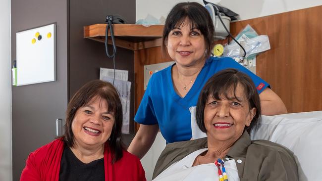 Julie Peers with social worker and Ngarra Jarra team leader Cath Bradley and dialysis nurse Susie at Austin Health.