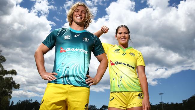 Chloe Dalton and Charlotte Caslick model the new Australia sevens jerseys.