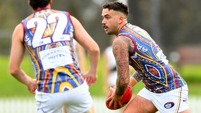 NFNL: Ben Muscat looks for options for South Morang. Picture: Josh Chadwick