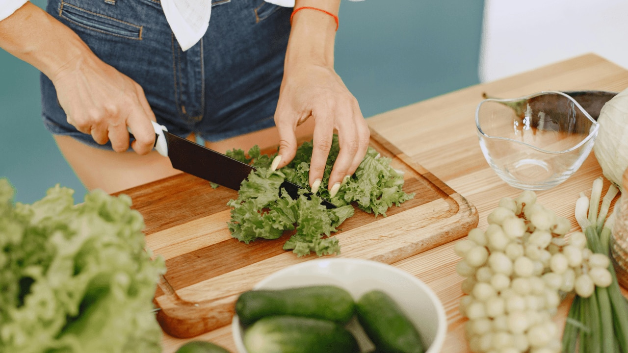 <h3><span>How to eat right when the budget&rsquo;s tight:</span></h3><h3><span>Savvy storage&nbsp;</span></h3><p><span>Get more out of your fresh food by investing in a produce bag like The Swag (theswag.com.au). &ldquo;These Aussie-created, science-backed produce bags can extend the life of your fruit and veg by two weeks,&rdquo; says Dalziel. &ldquo;My herbs last so long instead of rotting.&rdquo;</span></p><h3><span>Meal prep</span></h3><p><span>Planning meals out in advance is a great way to save time and money, but it does require organisation. For time-poor people new to meal prep, a slow cooker can make weeknights a cinch. Just dump in the ingredients, set for the day and you&rsquo;re drooling come dinnertime.</span></p><h3><span>Solid staples</span></h3><p><span>Ensure your pantry is stocked with canned legumes, like chickpeas, butter beans, kidney beans and lentils, for an affordable plant-based protein hit. &ldquo;[They&rsquo;re] incredibly cheap and versatile,&rdquo; confirms Gawthorne. &ldquo;They can replace meat altogether or be used to make&nbsp;</span><span>a meal go further.&rdquo;</span></p><h3><span>Shop smart</span></h3><p><span>A block of cheese is cheaper than a bag of the shredded stuff and plain oats are far more affordable than the quick-cook sachets. &ldquo;The ultimate supermarket hack is to shop the shelves according to &lsquo;per unit&rsquo; pricing &ndash; the cost per kilogram or 100 grams &ndash; to find the lowest price,&rdquo; says Irvine.</span></p><h3><span>Leftover love</span></h3><p><span>Constantly searching for that MIA lid? Lunch leaking through your bag on the bus? Invest in quality containers to make leftovers last. &ldquo;I like clear glass boxes and jars so you can actually see what&rsquo;s in the fridge, instead of forgetting already opened ingredients and meals,&rdquo; says Dalziel.</span></p>